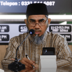 Ustadz Dr. Muhammad Nur Ihsan, M.A. حَفِظَهُ اللهُ