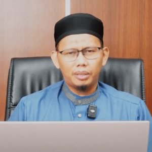 Ustadz Dr. Iqbal Gunawan, M.A. حَفِظَهُ اللهُ