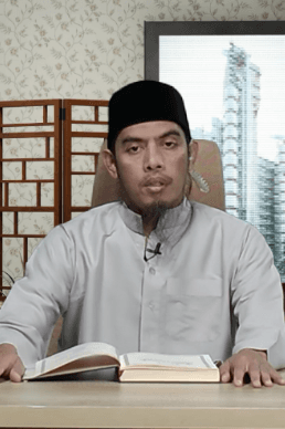 Ustadz Nafi Zainuddin, Lc., MHI. حَفِظَهُ اللهُ